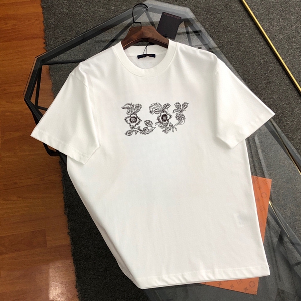 ブランドTシャツ正面デザイン